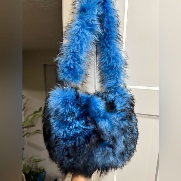 Stunning Real Curly Shearling Hobo Bag, Handmade Lamb Fur Crossbody, Slouchy Bag - Picture 6 of 15